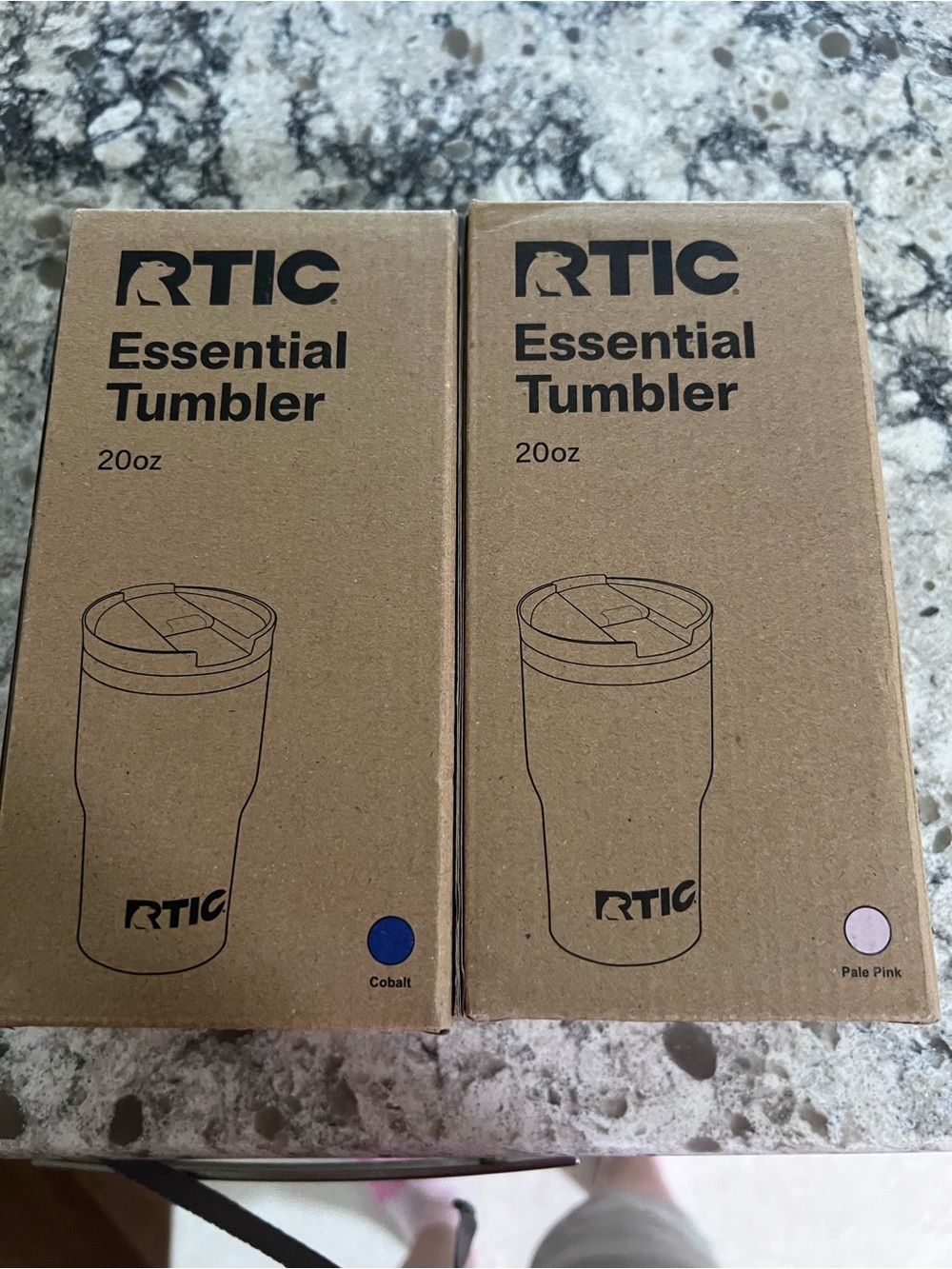 RTIC Essential Tumbler 20oz - Cobalt & Pale Pink